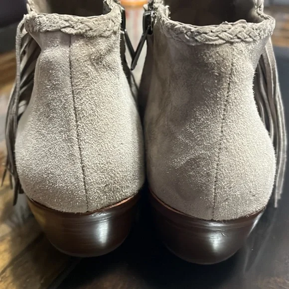Sam Edelman Paige Fringe Gray Leather Suede Ankle Booties Size 8.5 - Picture 10 of 11